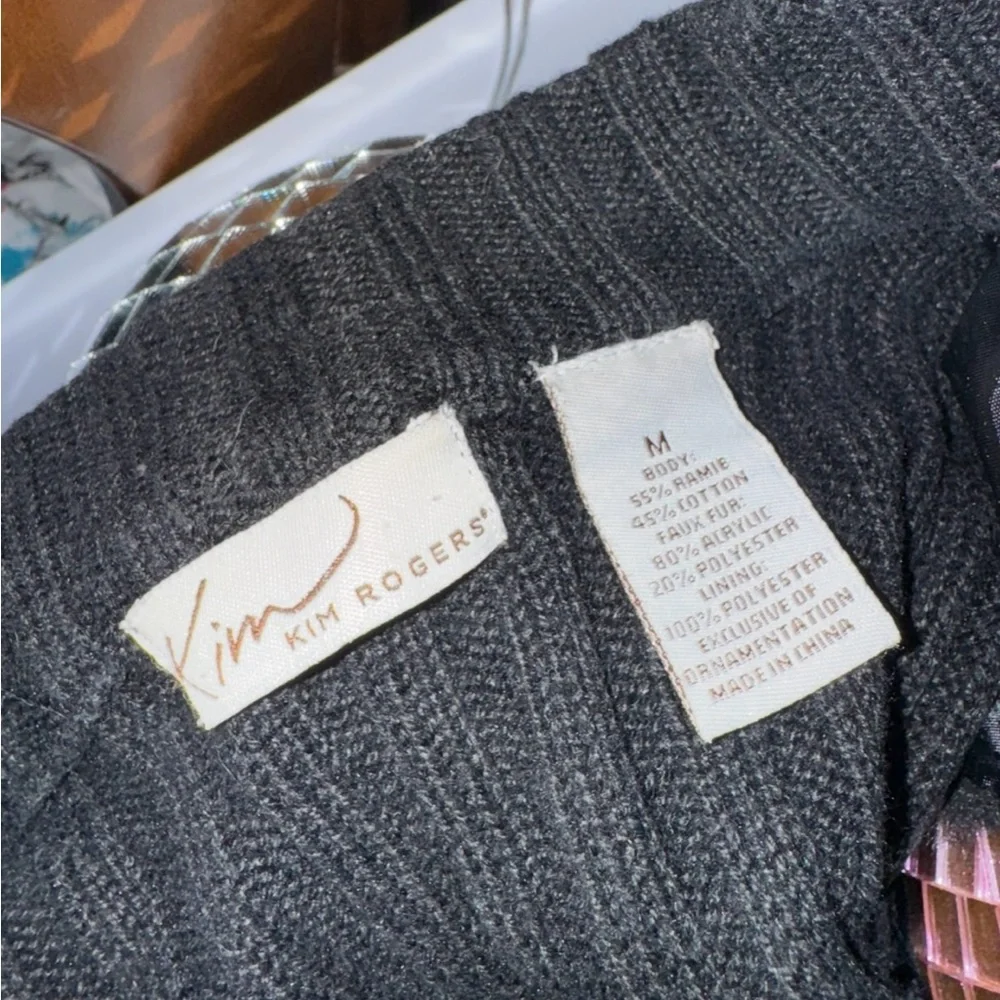 Kim Rogers Women’s‎ Medium Faux Fur Knit Vest Black Zip Front Sleeveless